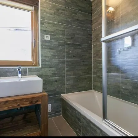 Avoriaz: Superbe De Pres De 70m2 ! Apartment *